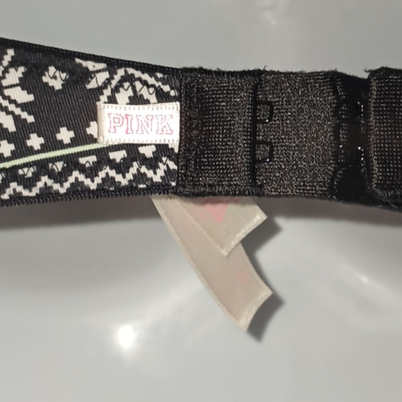 VS PINK Striped Snowflake Bra - Picture 6 of 12